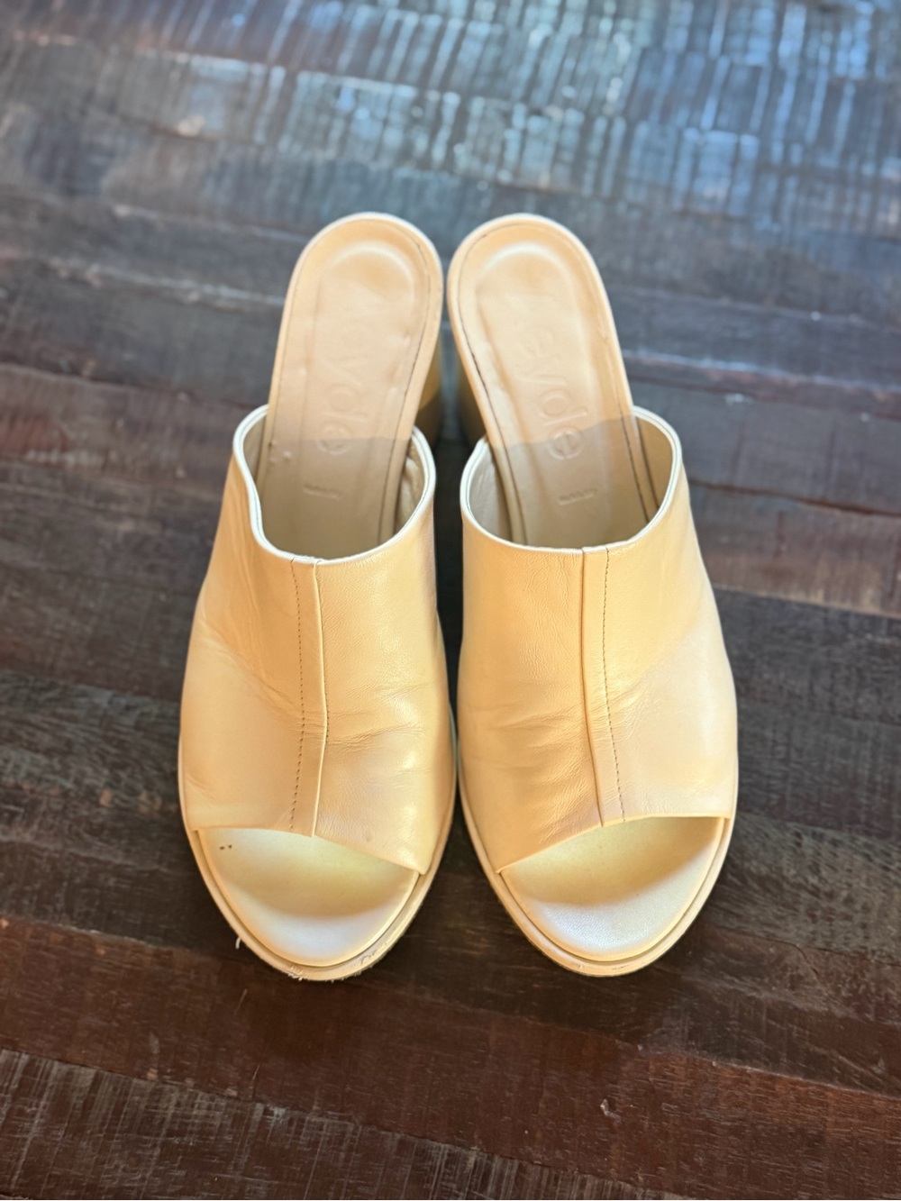 Aeyde Cream Leather Open-Toe Heeled Slide Mules
